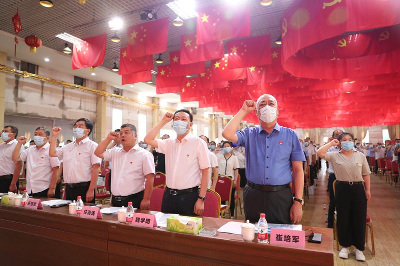 喜迎二十大，始终跟党走｜魏庄街路党工委和河南JDB电子党委隆沉庆祝中国**党建党101周年