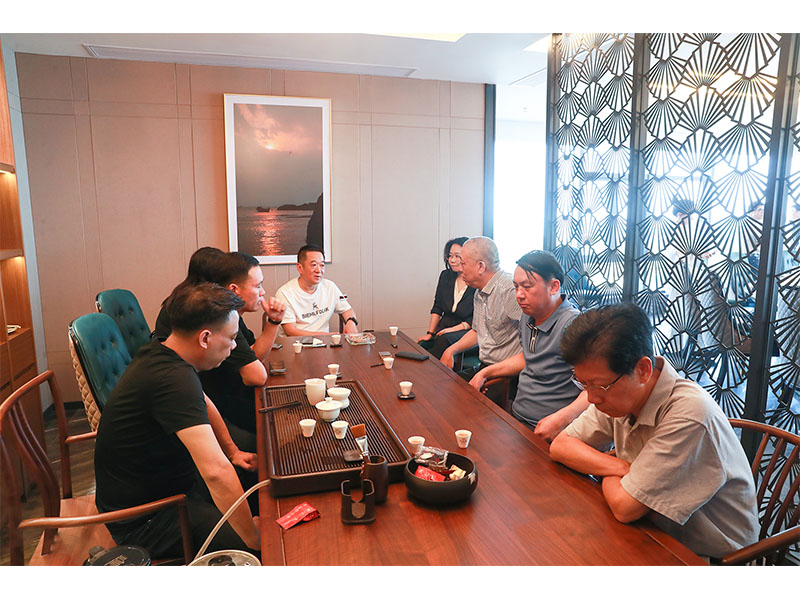 强强结合！河南JDB电子党委书记崔培军与玉昆钢铁等进行洽谈