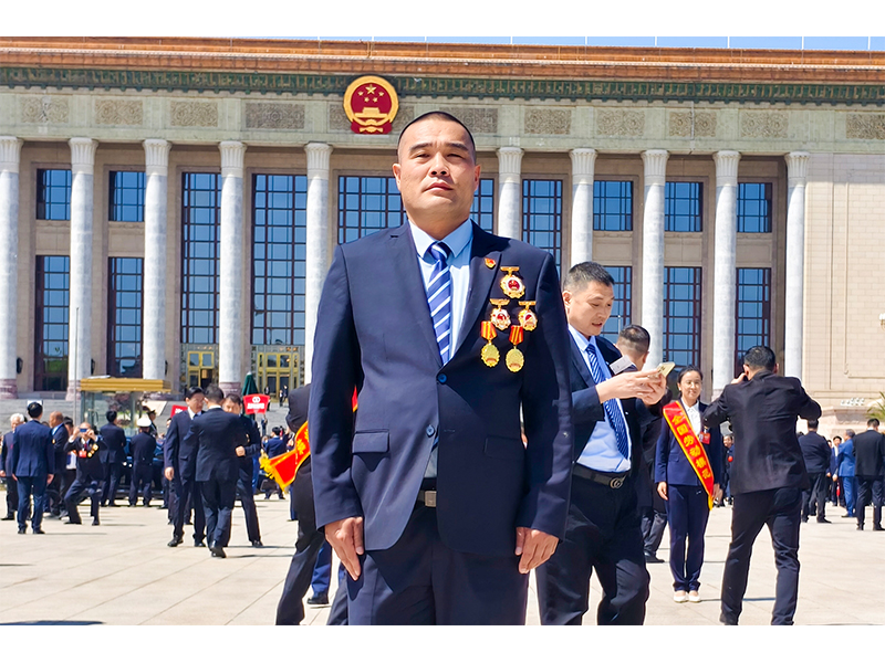 祝贺！河南JDB电子李杰被评为“全国劳动圭表”